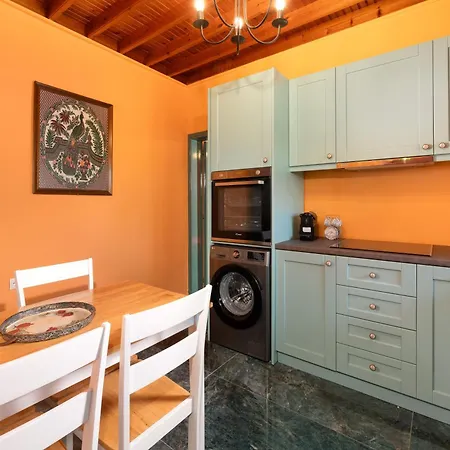 Eleftherias Garden House * אפאנטו