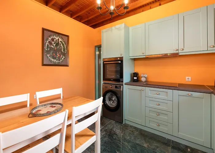 Eleftherias Garden House * אפאנטו
