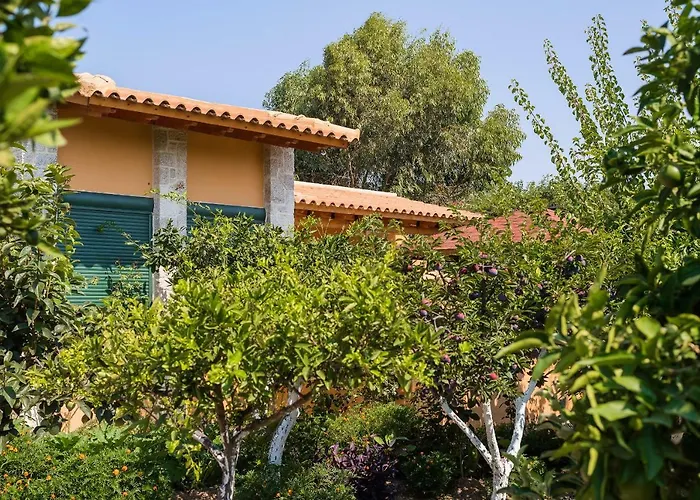 Eleftherias Garden House בית נופש אפאנטו